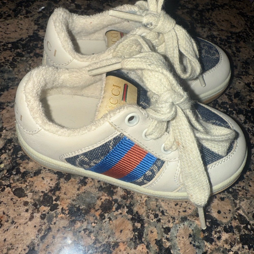 Gucci Kids White Sneakers with Blue and Red Stripes